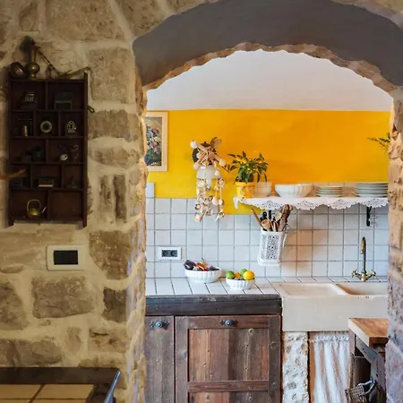 Stone House בית נופש